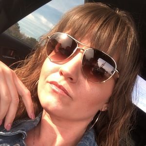 Meet your Posher, Veronica